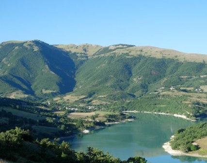 lago-di-fiastra